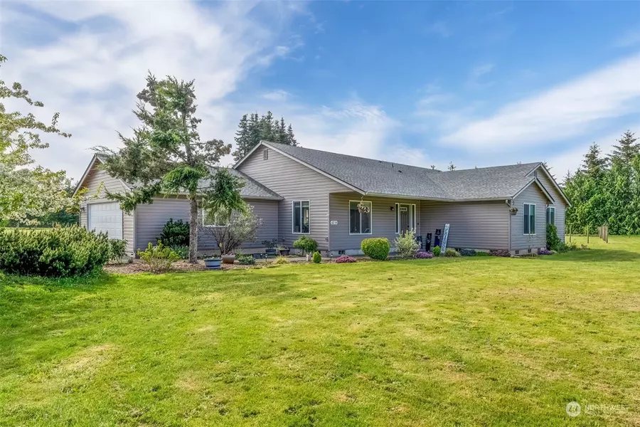 621 18 Leonard RD, Onalaska, WA 98570