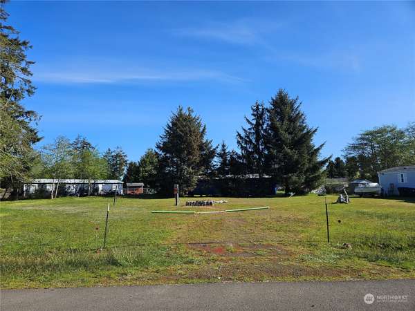 732 Edgewood AVE NE, Ocean Shores, WA 98569