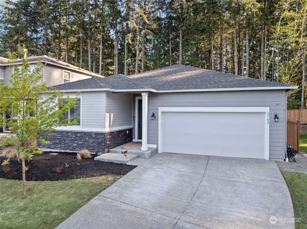 6762 Skipper LN SE, Port Orchard, WA 98367