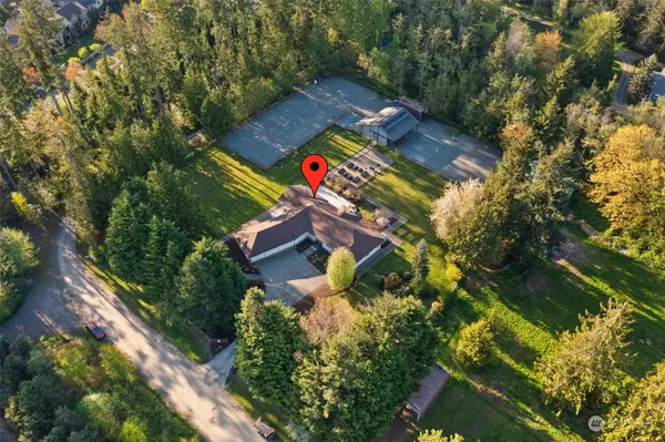 24418 NE 102nd ST, Redmond, WA 98053