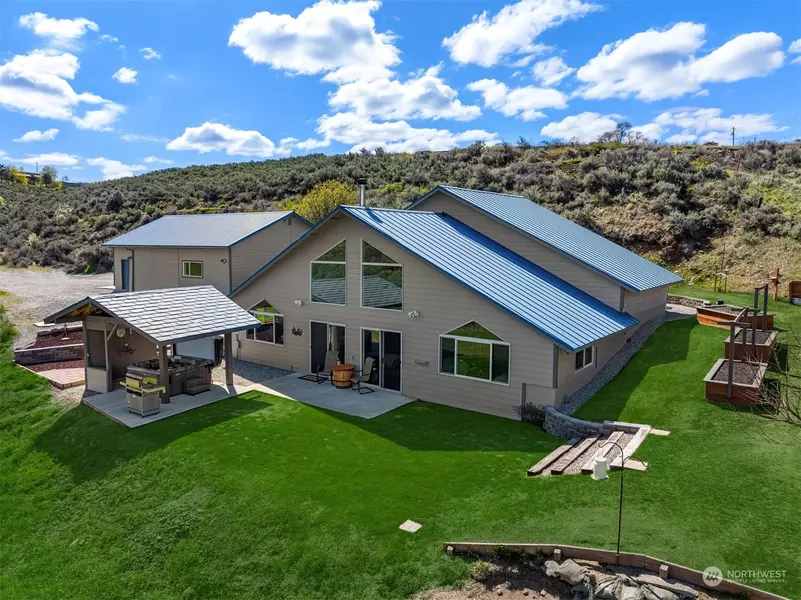 676 Meeks RD, Wenatchee, WA 98801