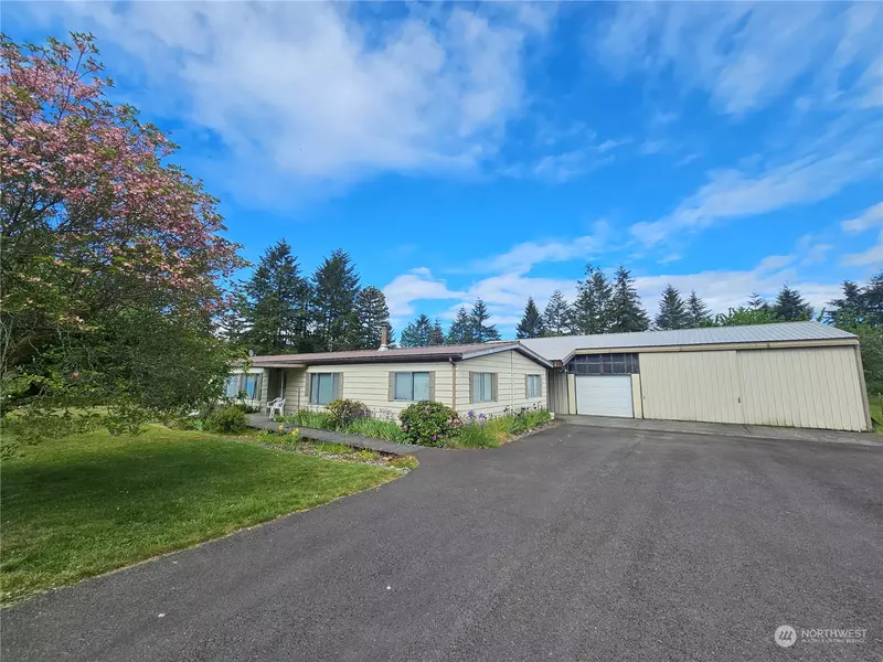 27 Bartell RD, Oakville, WA 98568