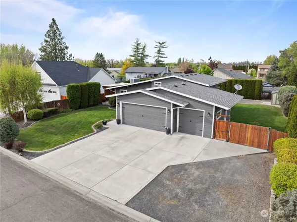 Moses Lake, WA 98837,9394 Albert WAY SE