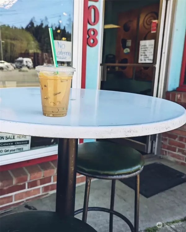 108 First AVE N, Ilwaco, WA 98624