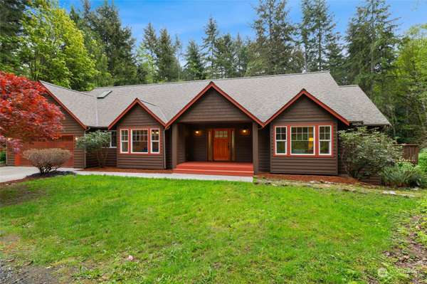 8345 NE 360th ST, Hansville, WA 98340