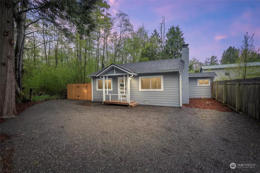 5001 Cedar St, Blaine, WA 98230