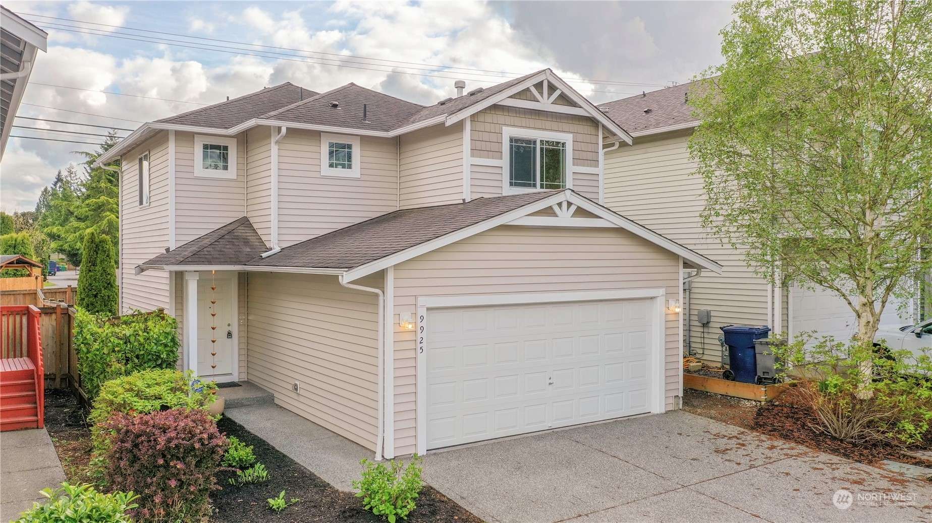 9925 28th AVE SE, Everett, WA 98208