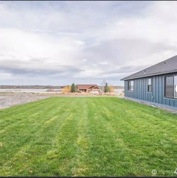 Moses Lake, WA 98837,6372 Farrer WAY