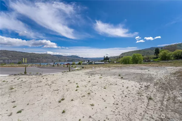 Chelan, WA 98816,174 Loretta LN