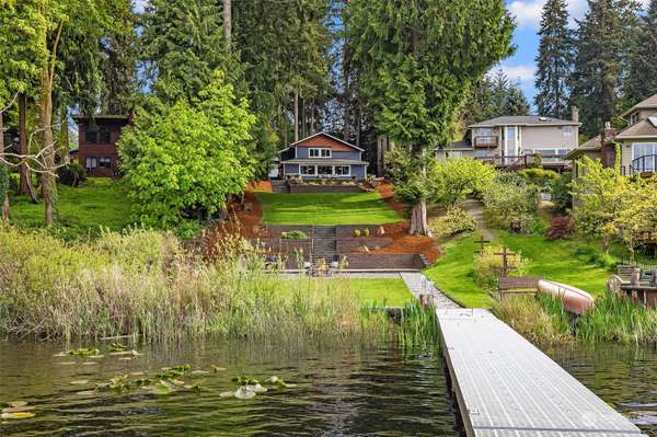 1523 S Lake Stickney DR, Lynnwood, WA 98087