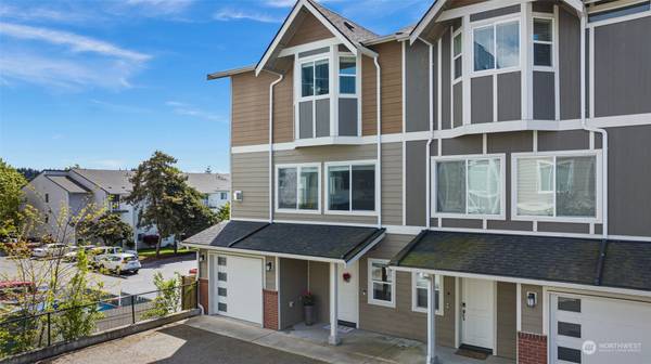 7234 212th ST SW #A, Edmonds, WA 98026