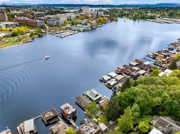 3206 Portage Bay PL E, Seattle, WA 98102