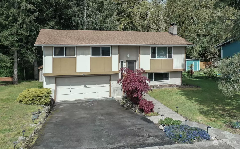 818 Haskell ST, Dupont, WA 98327