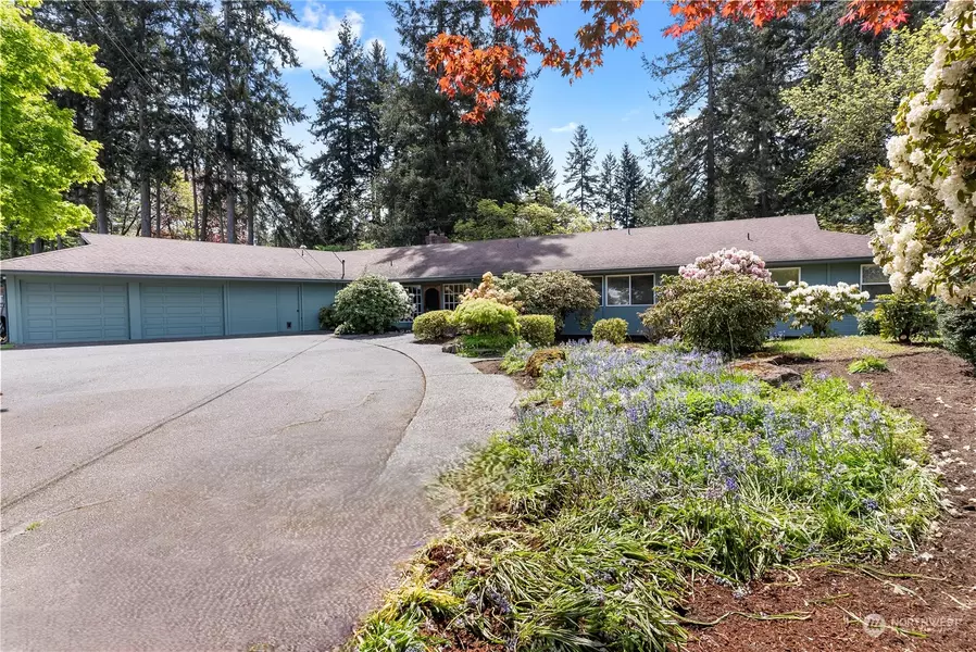 11422 Clover Park DR SW, Lakewood, WA 98499