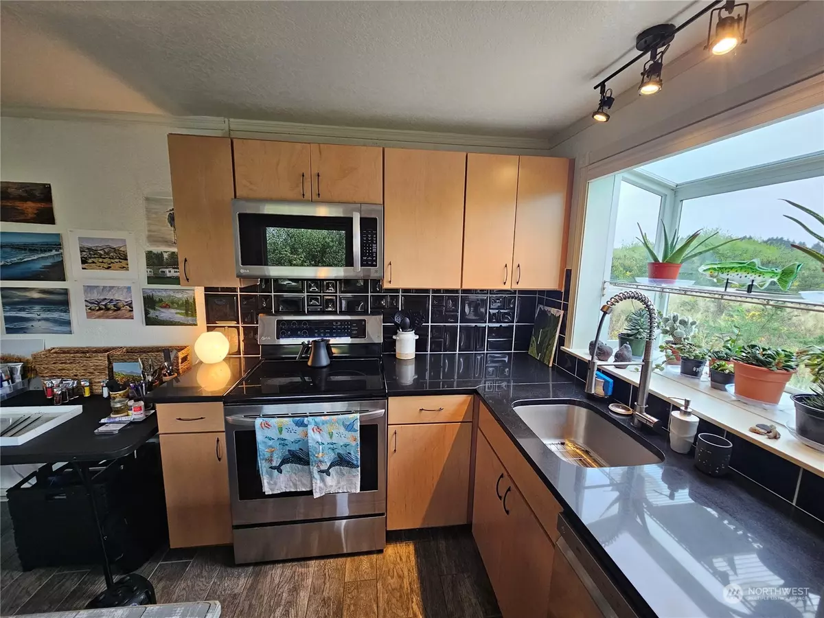 Ocean Shores, WA 98569,865 Cuddy CT NW #101 A