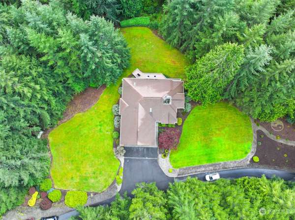 460 Twin Lakes Dr, Longview, WA 98632