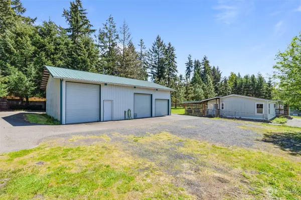 Winlock, WA 98596,102 Vineyard LN