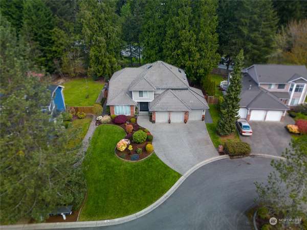 23118 SE 243rd PL, Maple Valley, WA 98038