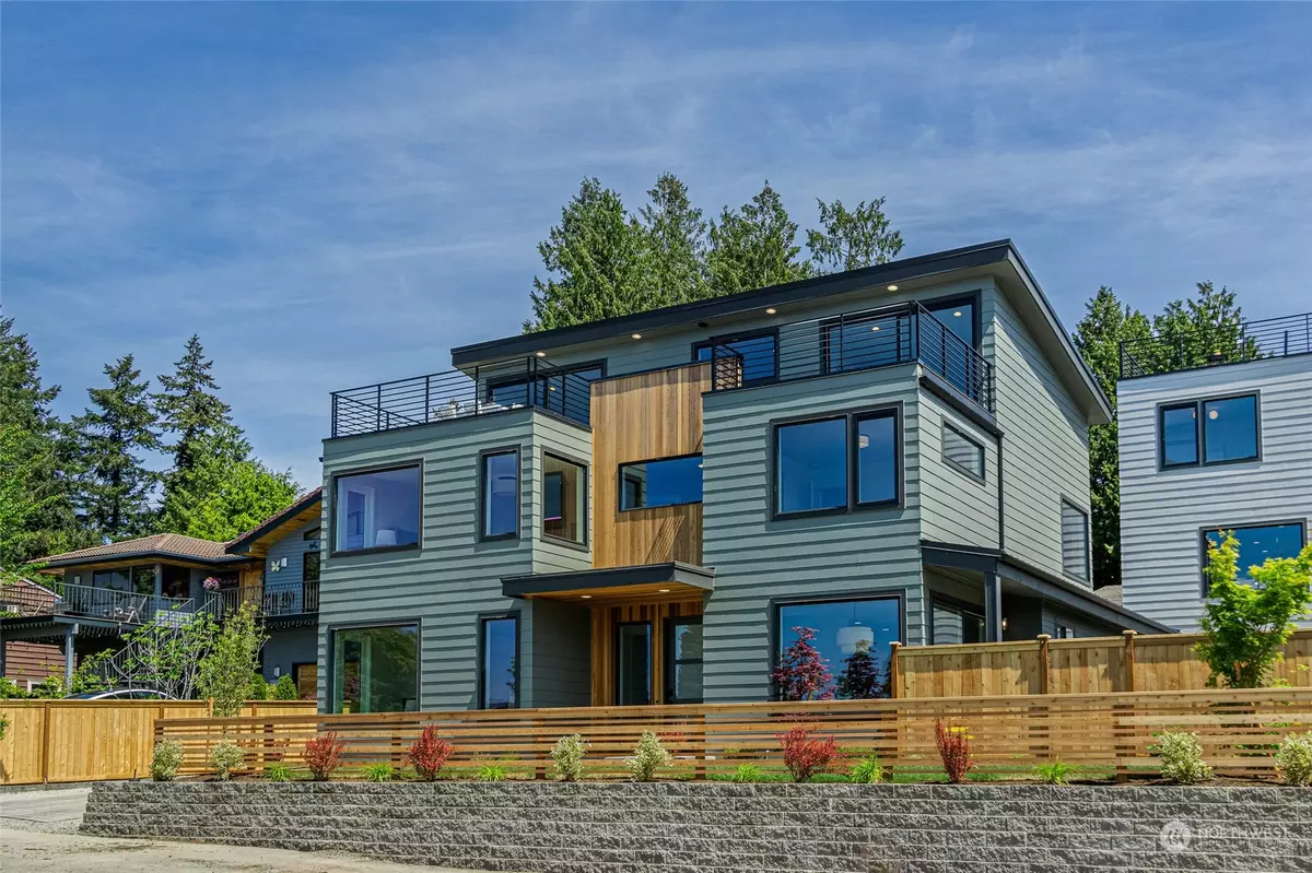 Seattle, WA 98177,12734 7th AVE NW