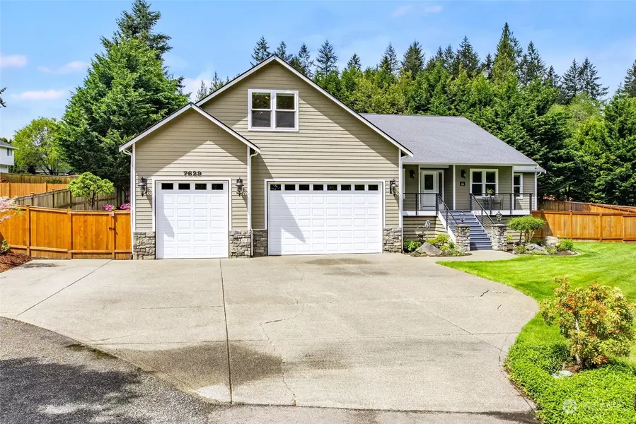 7629 Gelding CT SE, Tumwater, WA 98501