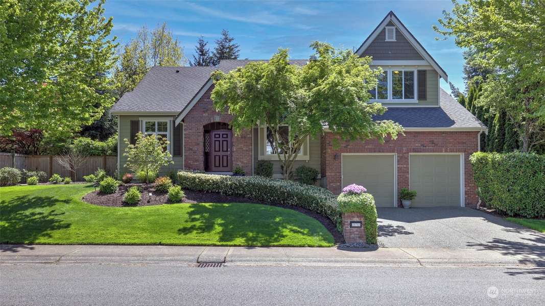 15731 NE 117th ST, Redmond, WA 98052