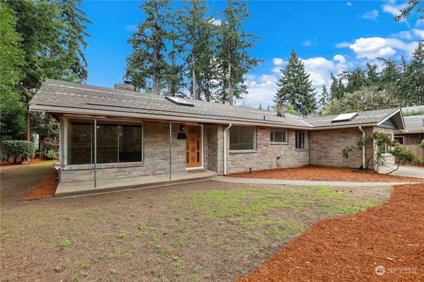 3716 84th AVE SE, Mercer Island, WA 98040