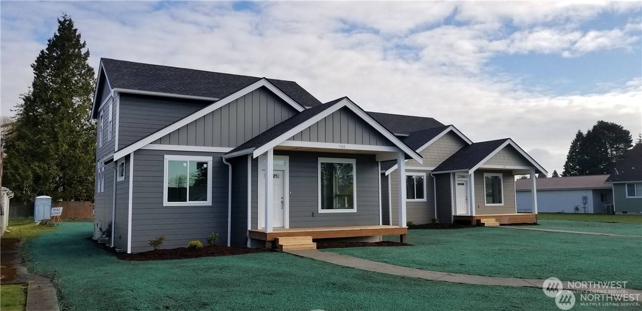 566 D ST, Blaine, WA 98230