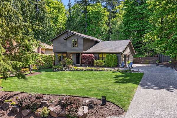 3235 Sierra CT SW, Issaquah, WA 98027