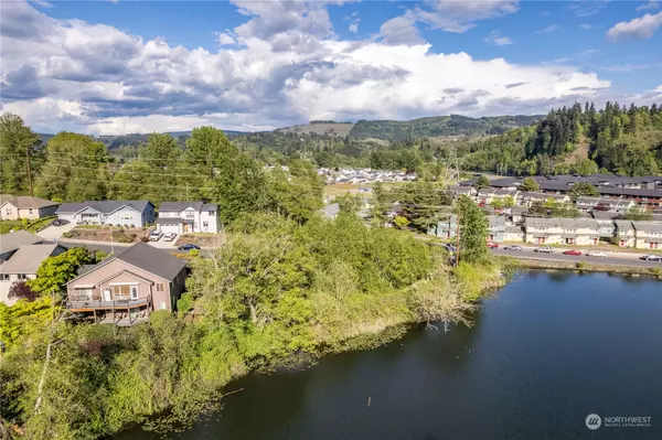Kelso, WA 98625,151 Shoreview DR