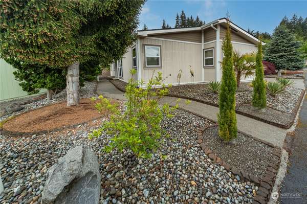 527 NW Silver Glen LN, Bremerton, WA 98311