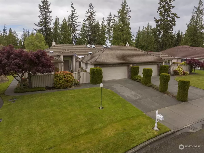 252 Foursome Dr., Sequim, WA 98382