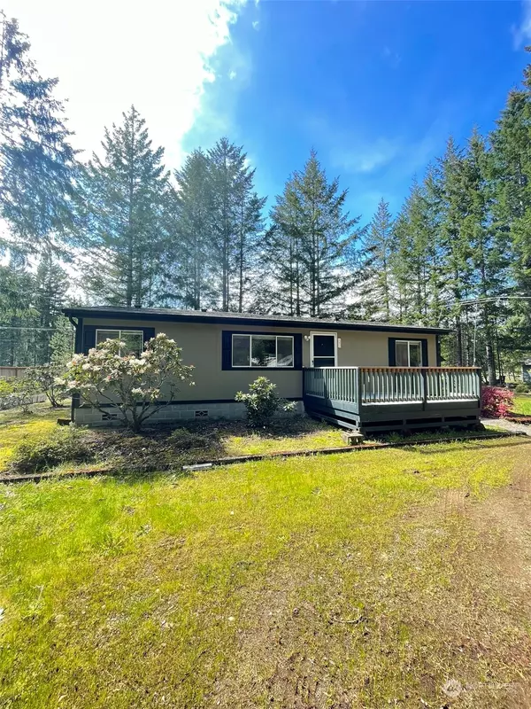 181 N Chinook DR,  Hoodsport,  WA 98548