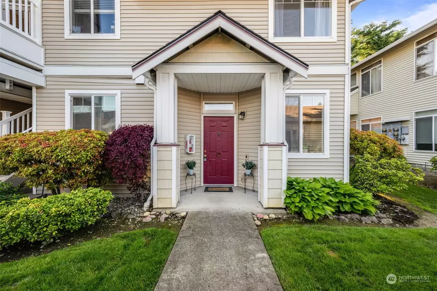 2716 151st PL SW #U104, Lynnwood, WA 98087