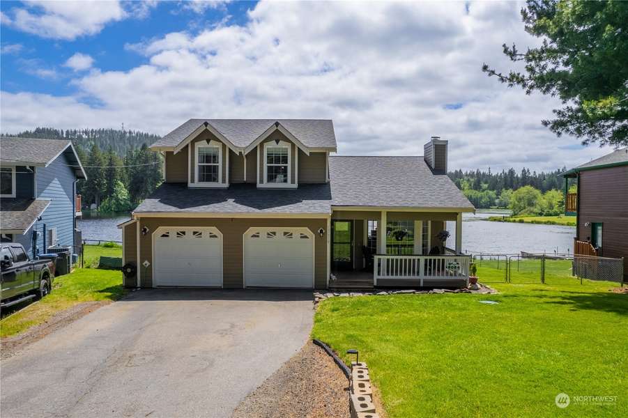 13619 NW Coho Run, Bremerton, WA 98312