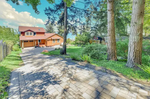 Vashon, WA 98070,4908 SW Luana LN