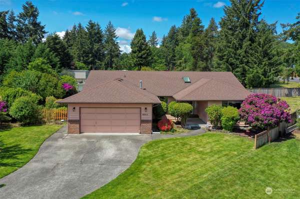 8011 Mountain Aire CT SE, Lacey, WA 98503