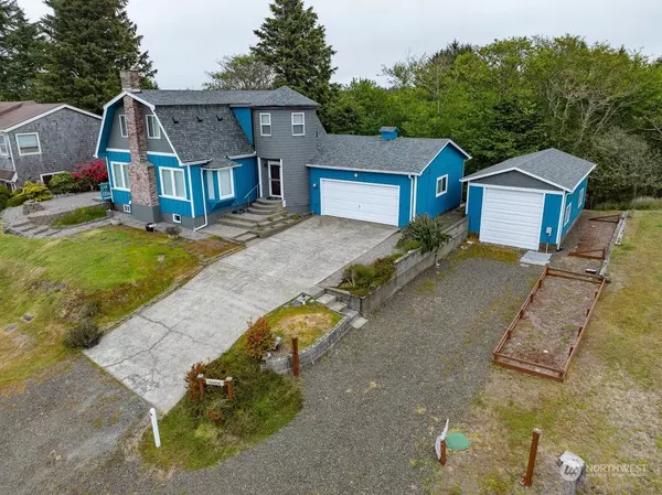 Ocean Park, WA 98640,35008 J PL