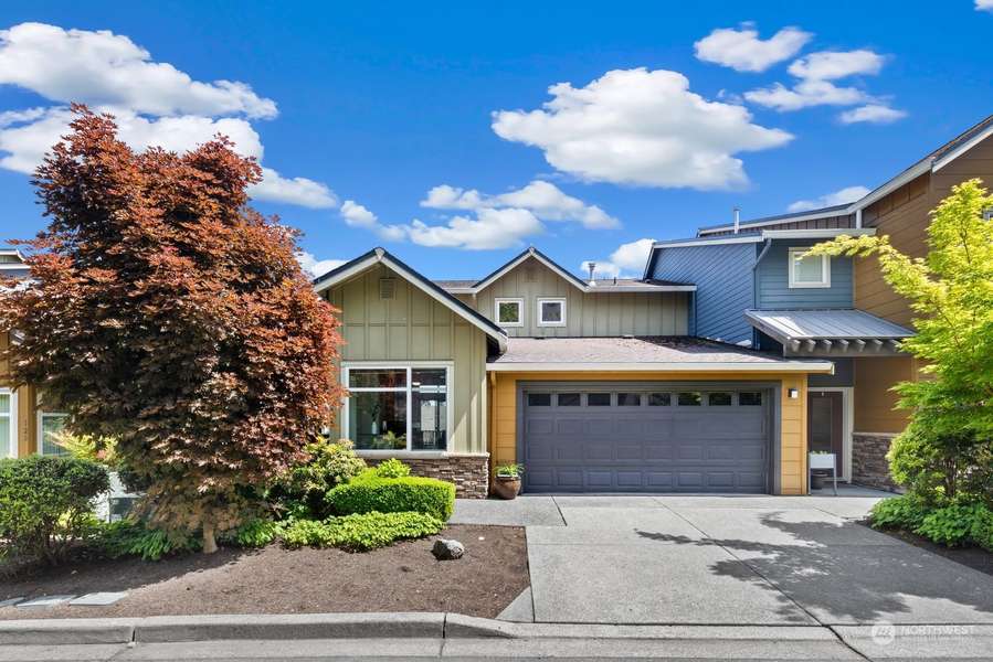 124 Sky Ridge NW, Issaquah, WA 98027