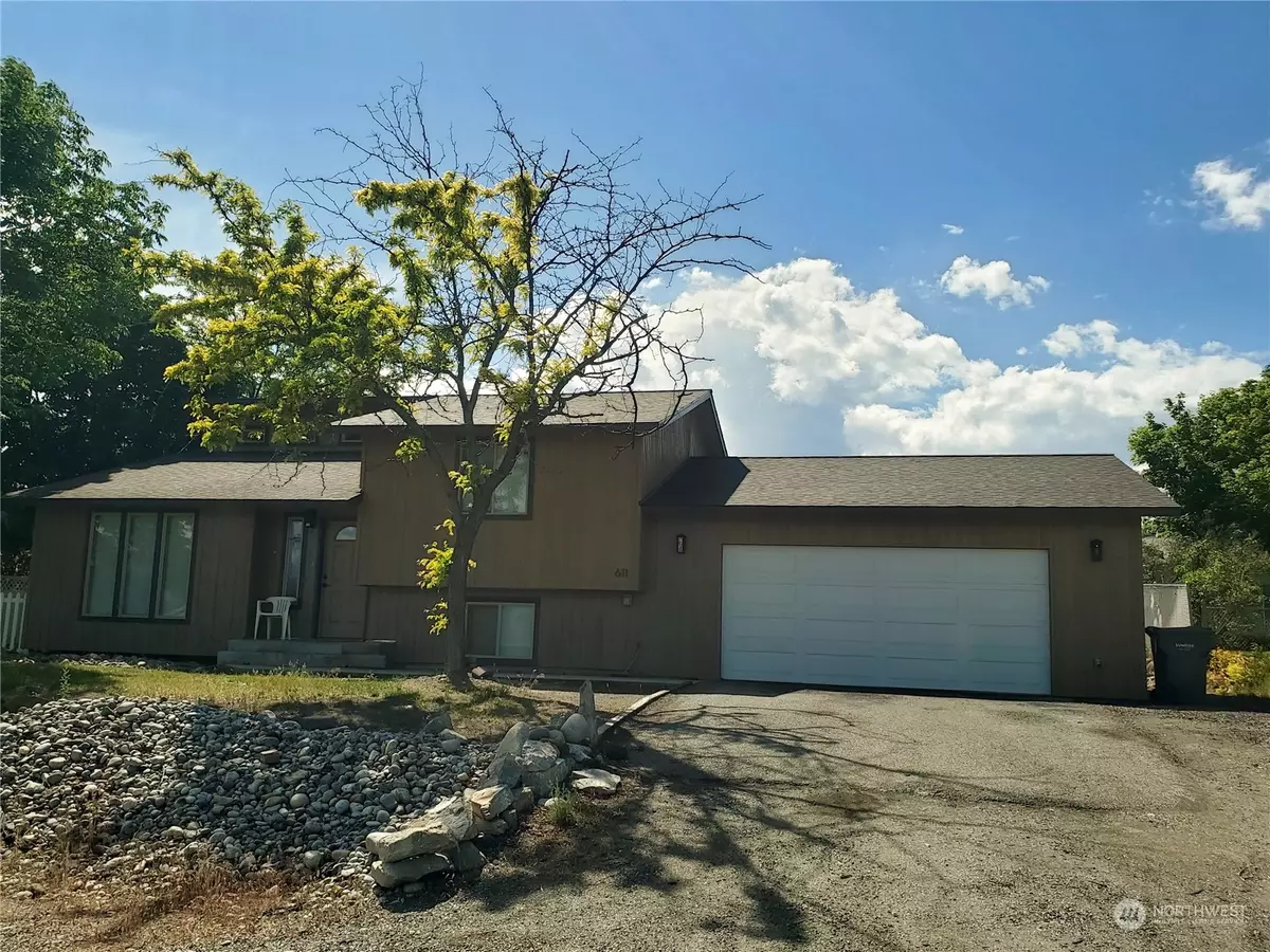 Omak, WA 98841,611 Hillcrest Circle DR