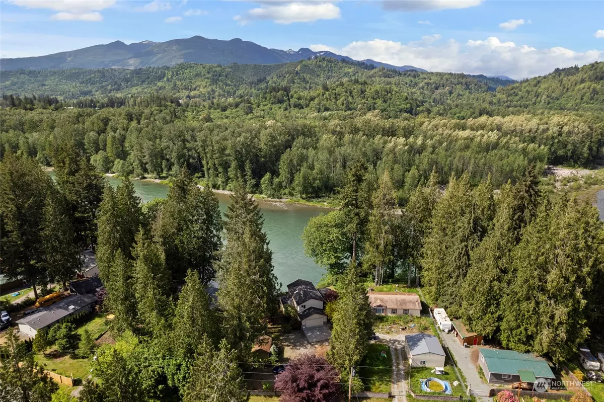 Concrete, WA 98237,46641 Baker Loop RD