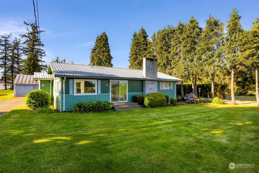 354 E Wiser Lake RD, Lynden, WA 98264