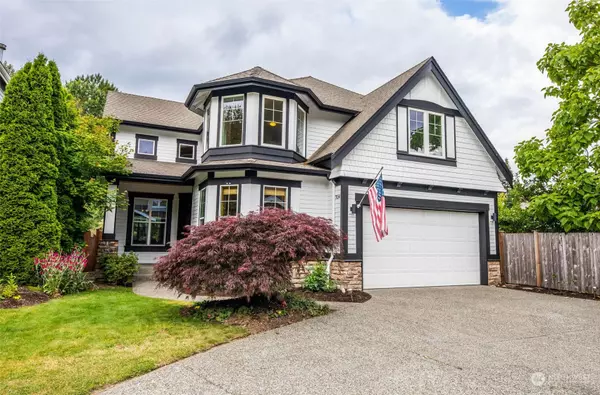 7114 NE 167th ST, Kenmore, WA 98028