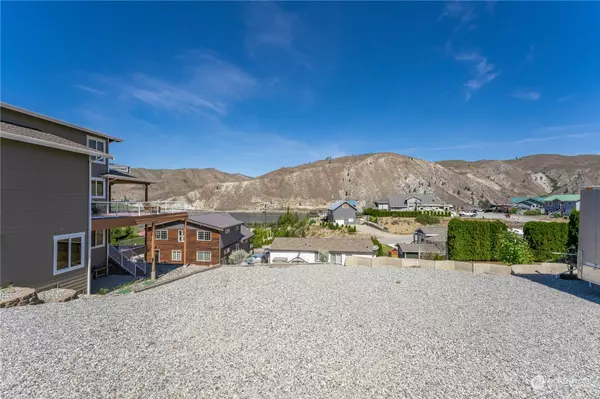 565 W Entiat, Orondo, WA 98843