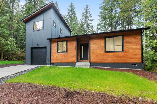 11607 Mill PL,  Anderson Island,  WA 98303