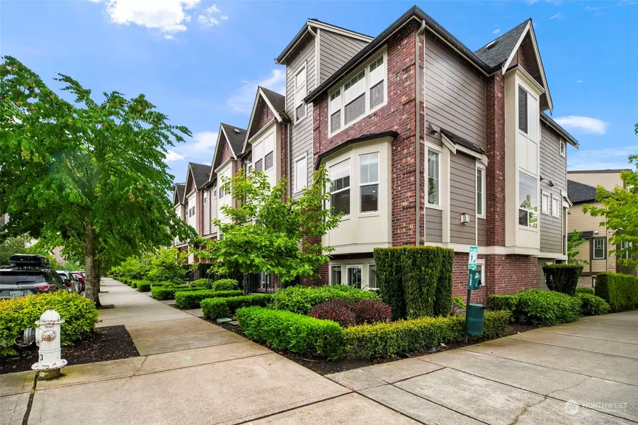 1093 10th AVE NE #1.1, Issaquah, WA 98029