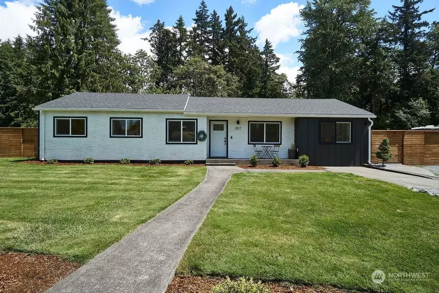 2517 112th AVE E, Edgewood, WA 98372