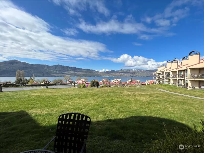 100 Lake Chelan Shores DR #16-3K, Chelan, WA 98816