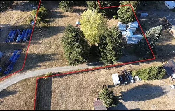 Packwood, WA 98361,112 Combs RD