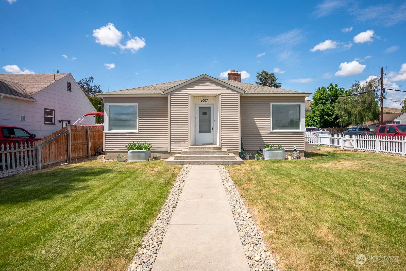 1007 C ST, Ephrata, WA 98823
