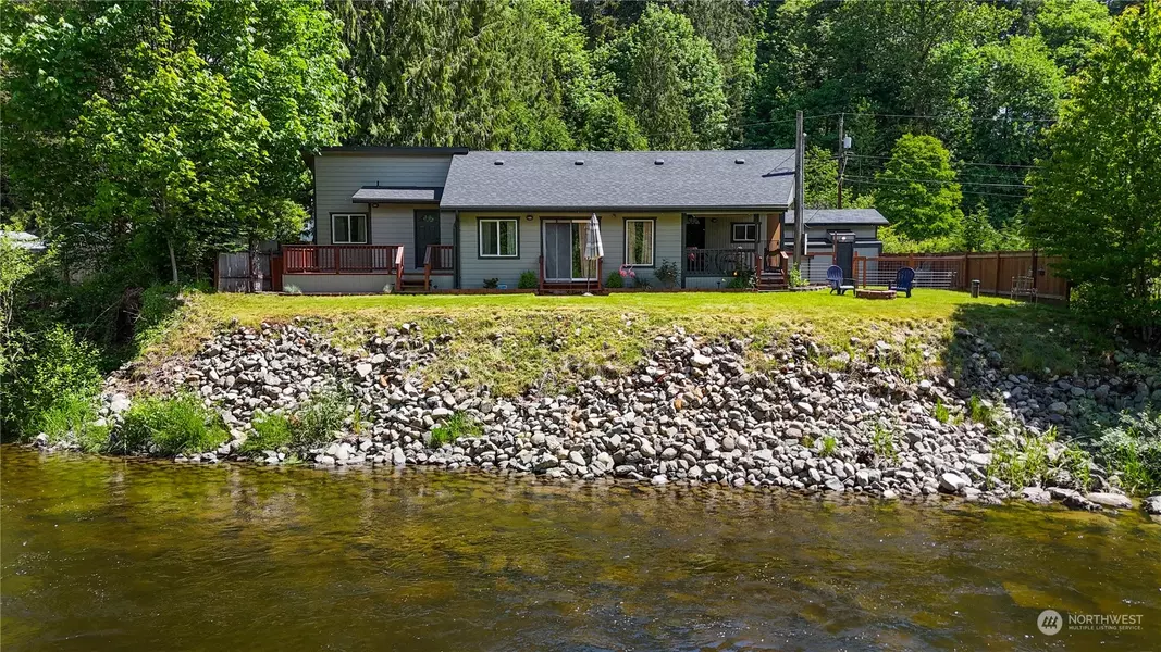 6002 207th DR NE, Granite Falls, WA 98252